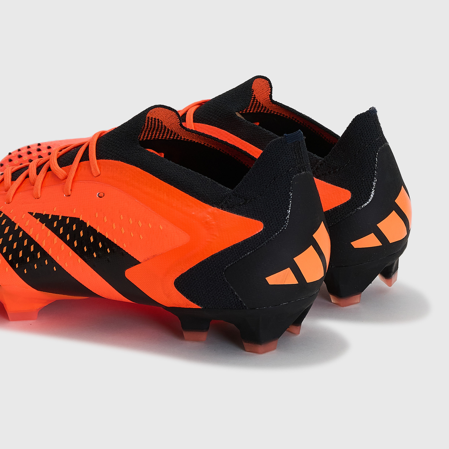 Бутсы Adidas Predator Accuracy.1 L FG GW4574