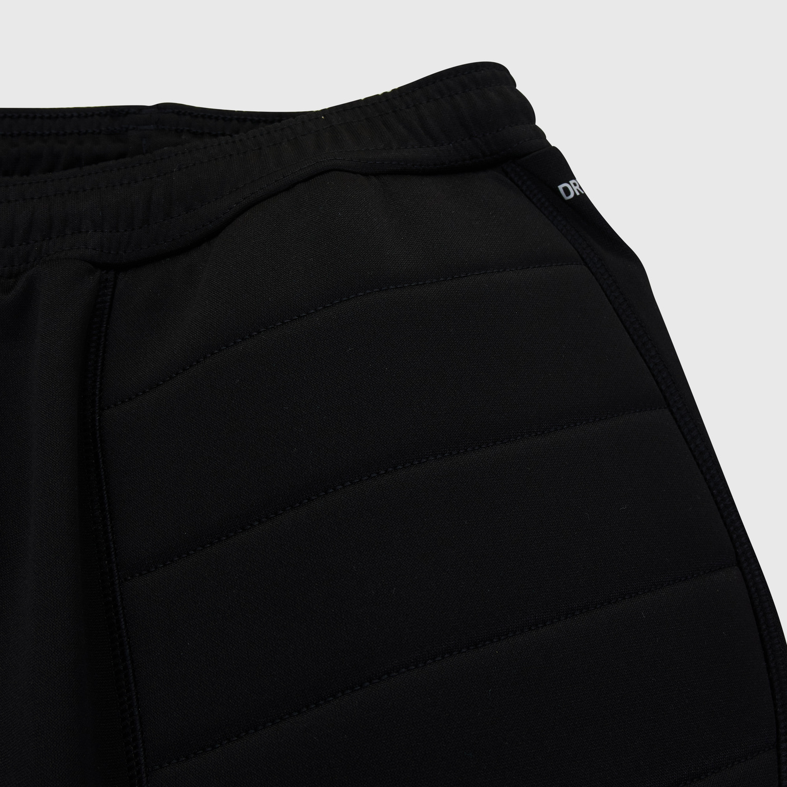 Шорты вратарские c защитой Puma 65703801