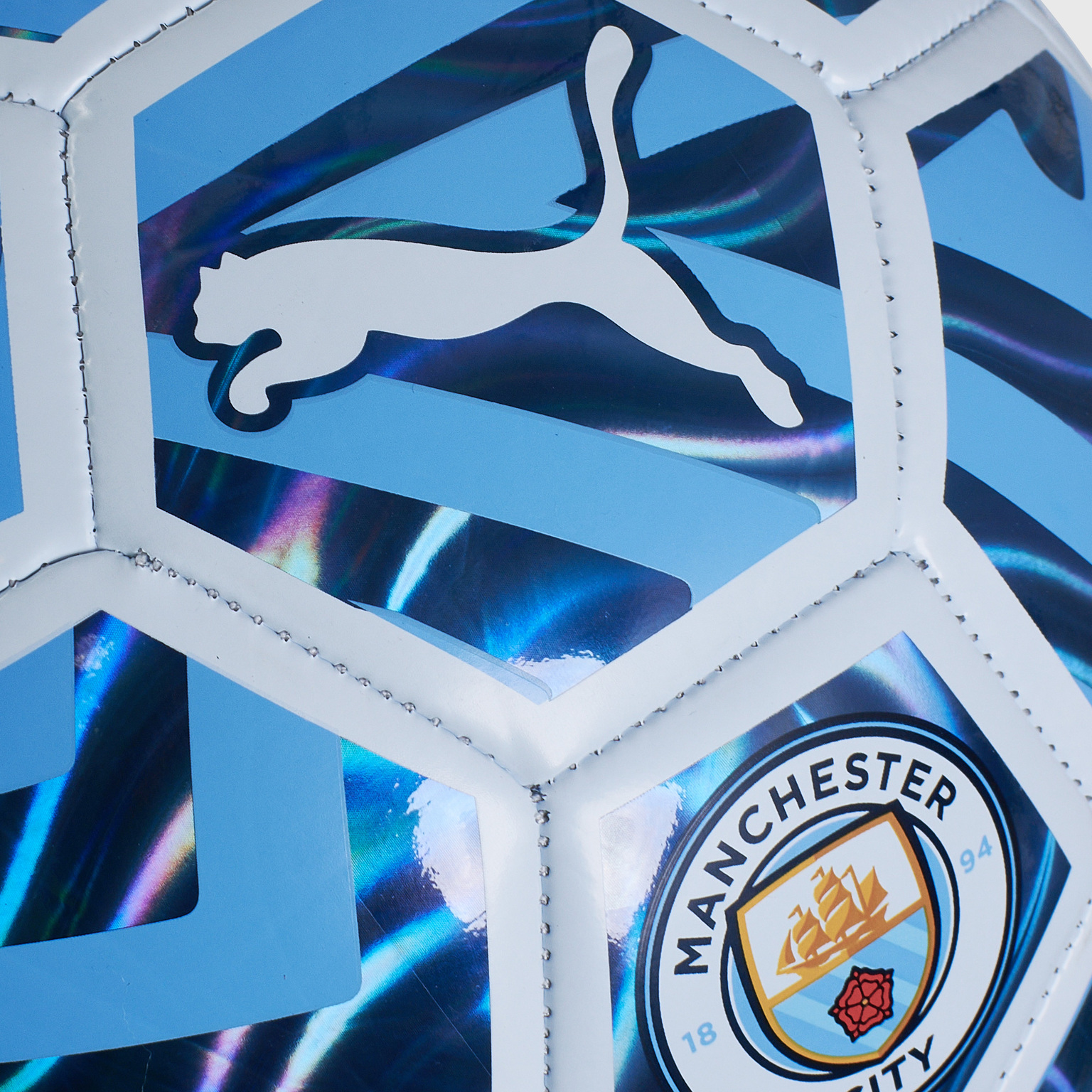 Футбольный мяч Puma Manchester City 08404501
