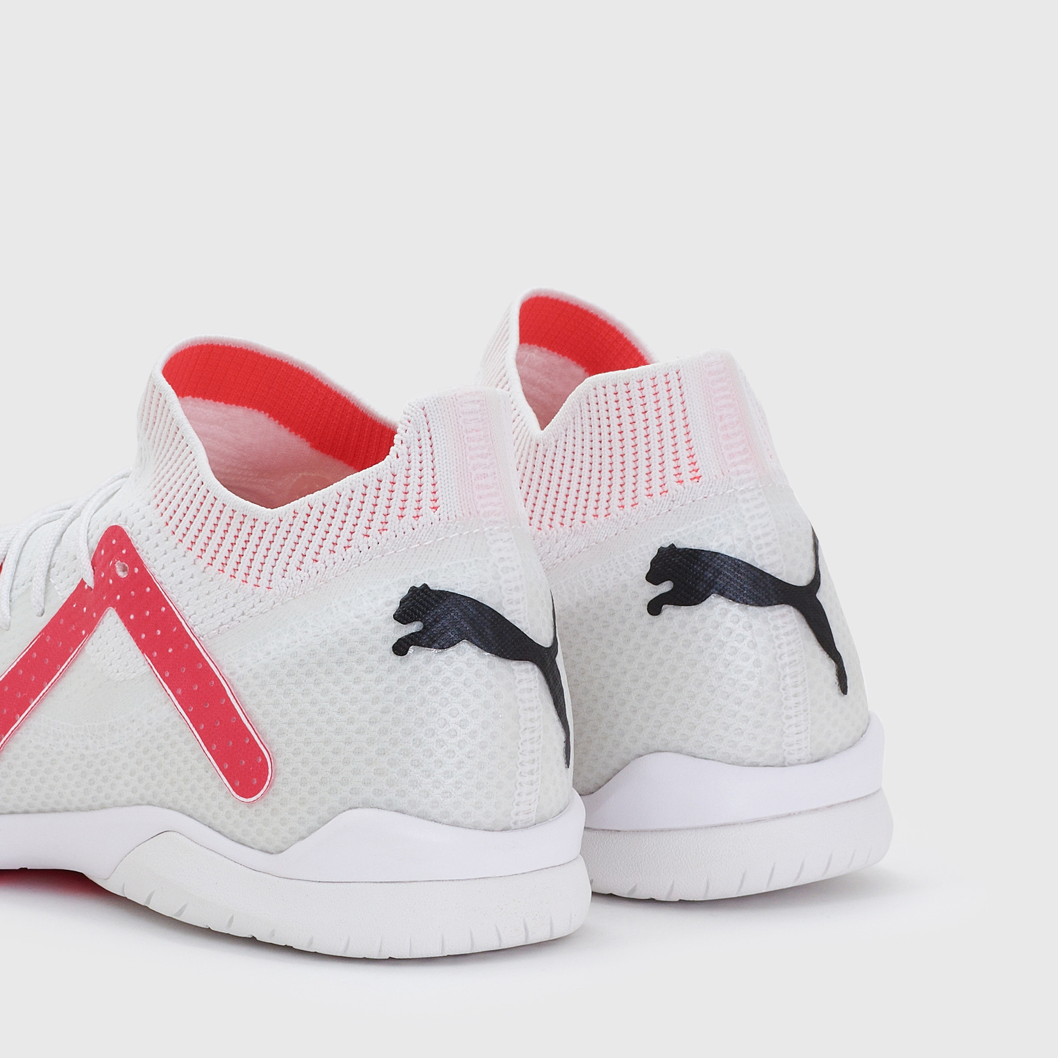 Футзалки Puma Future Ultimate Court 10736501