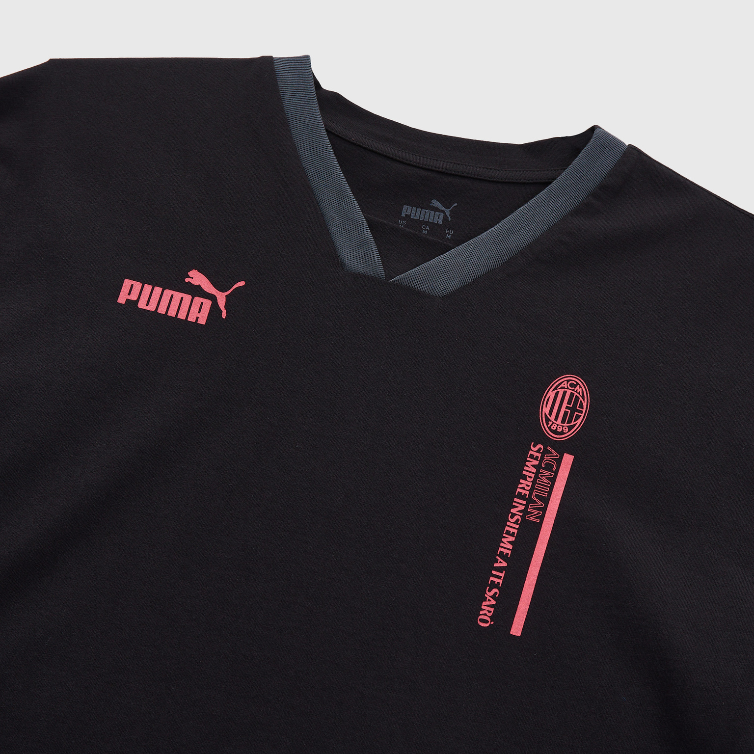 Футболка Puma Milan FtblCulture V Neck Tee 77232822