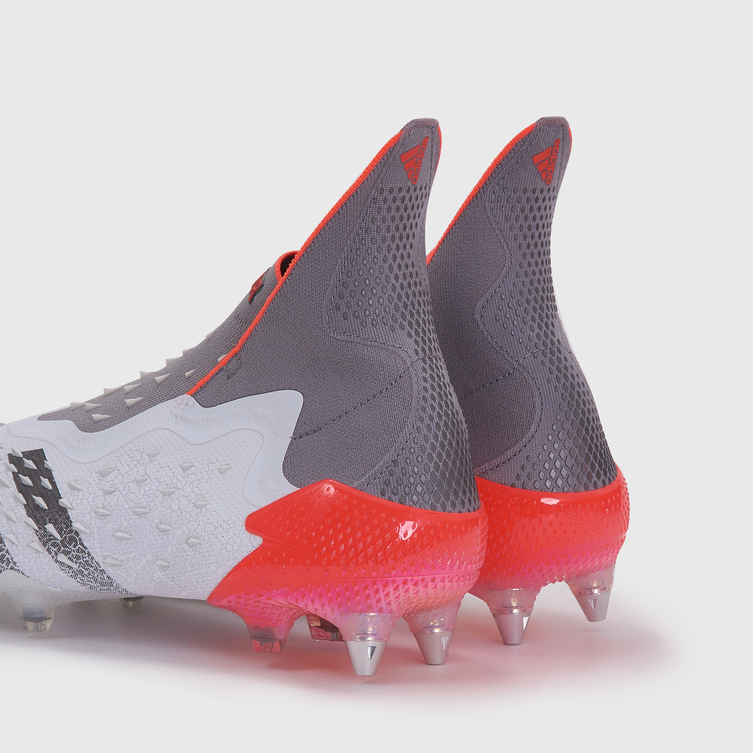 Бутсы Adidas Predator Freak + SG FY6249