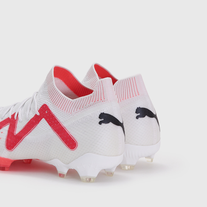 Бутсы женские Puma Future Ultimate FG/AG 10735601