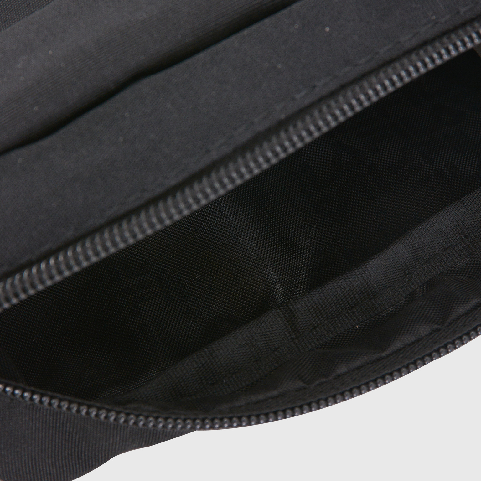 Сумка на пояс Fila Belt 122593-99