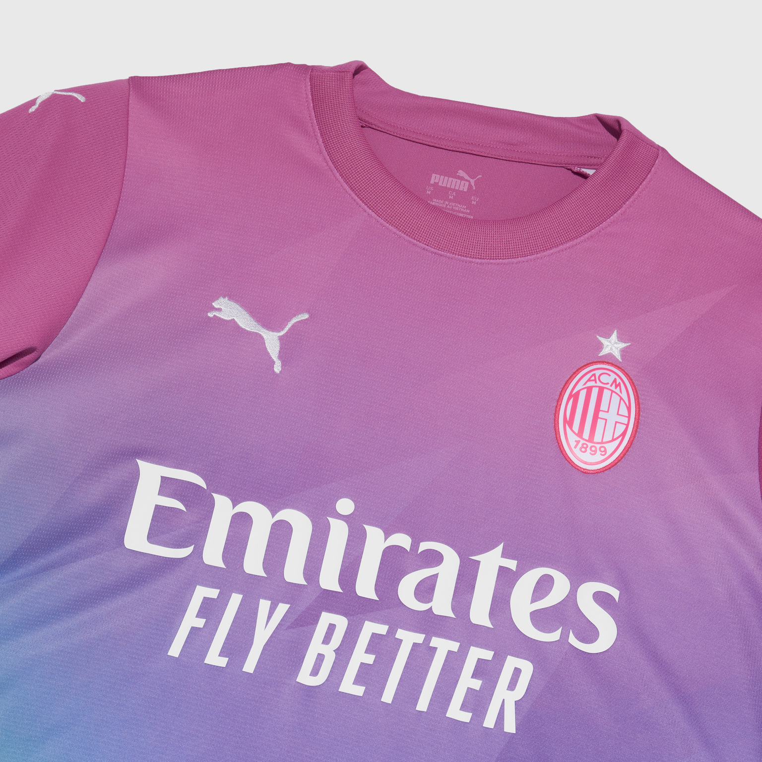 Футболка игровая резервная Puma Milan сезон 2023/24