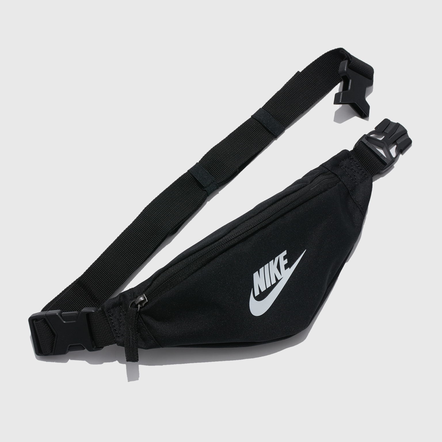 Сумка на пояс Nike Heritage Waistpack DB0488-010