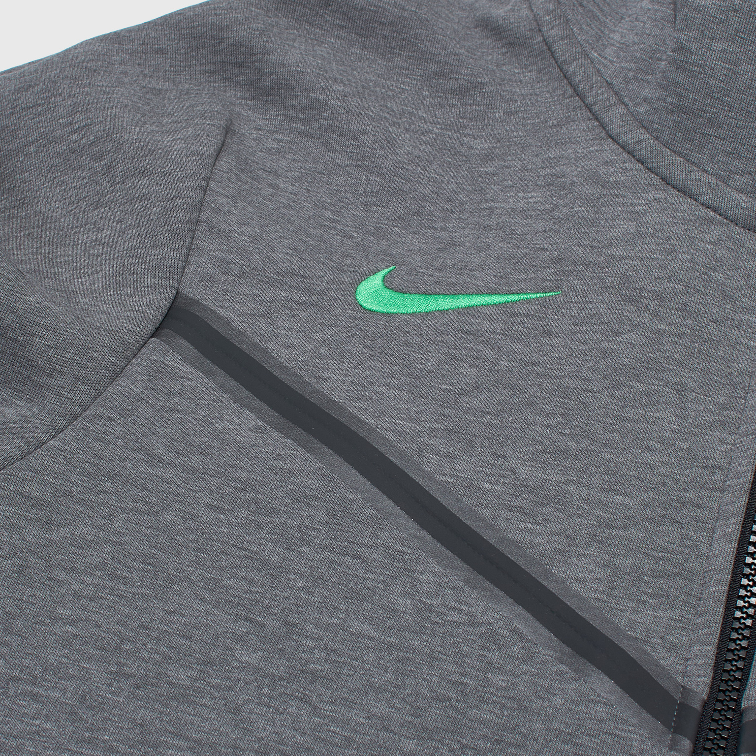 Толстовка Nike Liverpool Tech Fleece DV4825-071