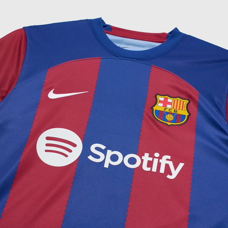 Футболка игровая домашняя Nike Barcelona сезон 2023/24