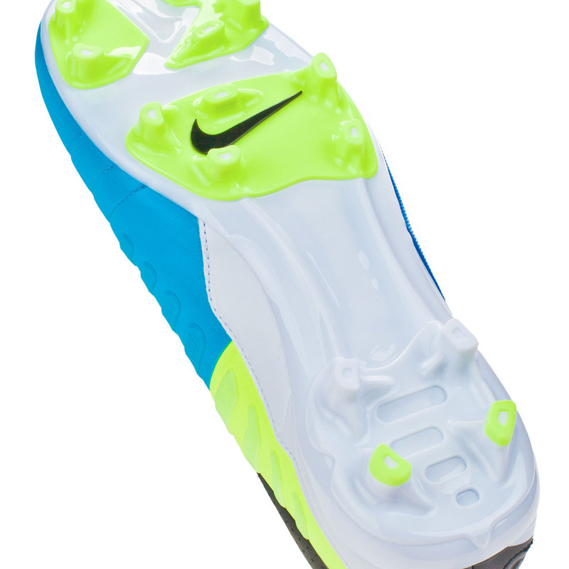 Бутсы Nike CTR 360 Libretto III FG 525170-470