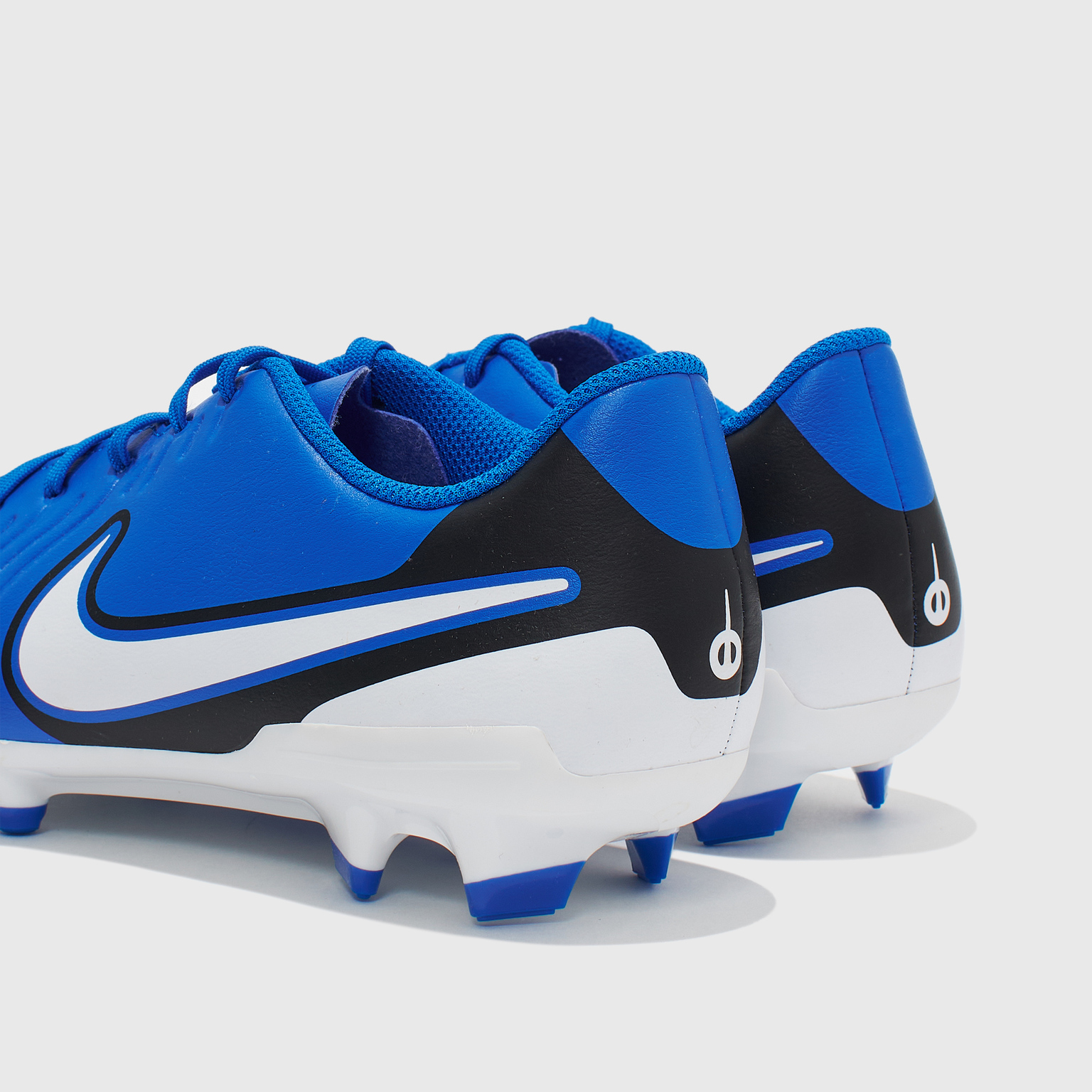 Бутсы Nike Tiempo Legend X Club FG/MG DV4344-400