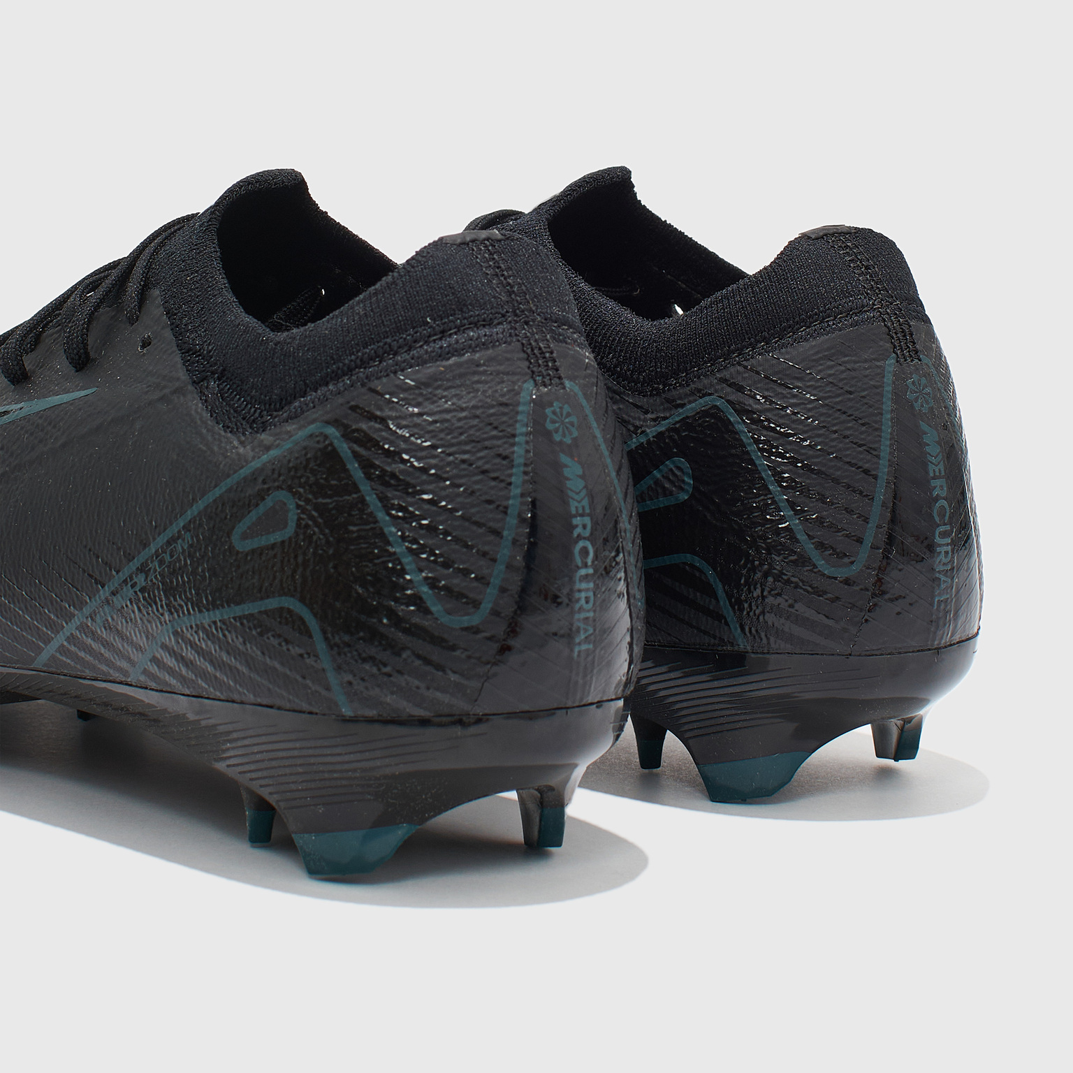 Бутсы Nike Air Zoom Mercurial Vapor XVI Pro FG FQ8685-002
