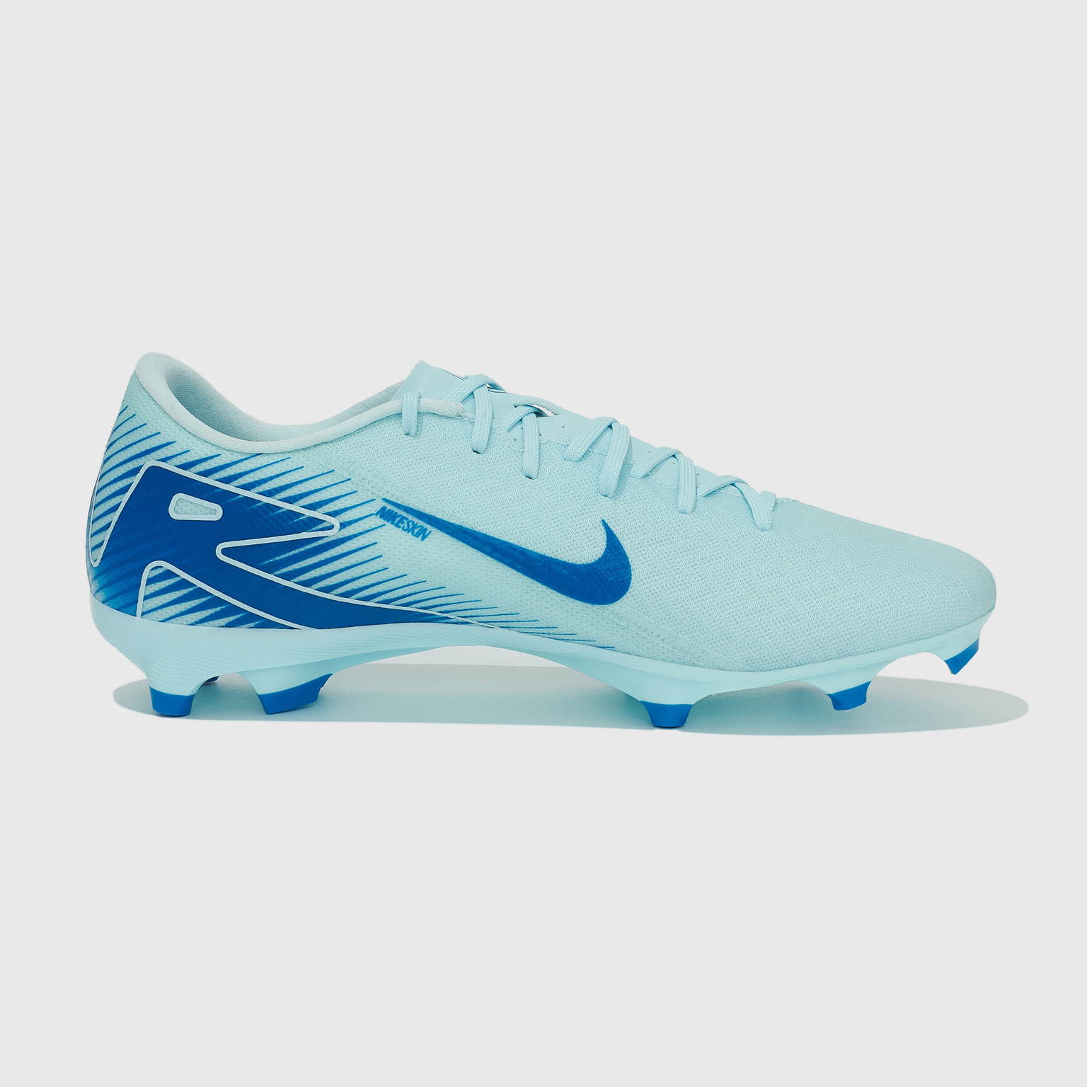 Бутсы Nike Air Zoom Mercurial Vapor XVI Academy FG/MG FQ8374-400