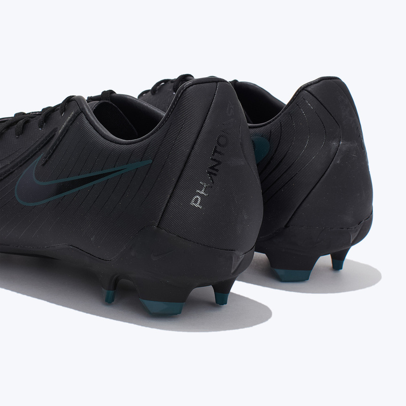 Бутсы Nike Phantom GX II Academy FG/MG FD6723-002