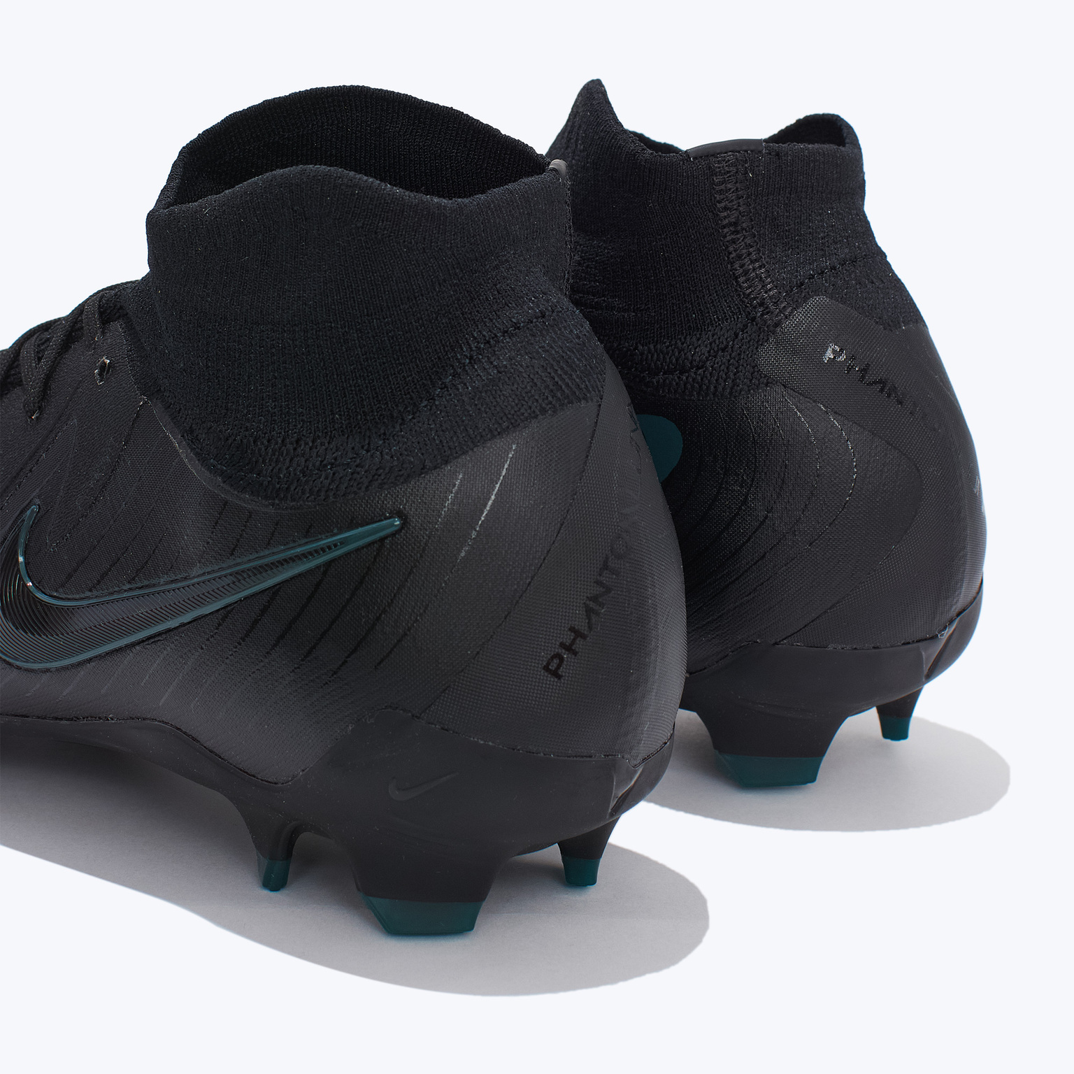 Бутсы Nike Phantom Luna II Pro FG FJ2575-002