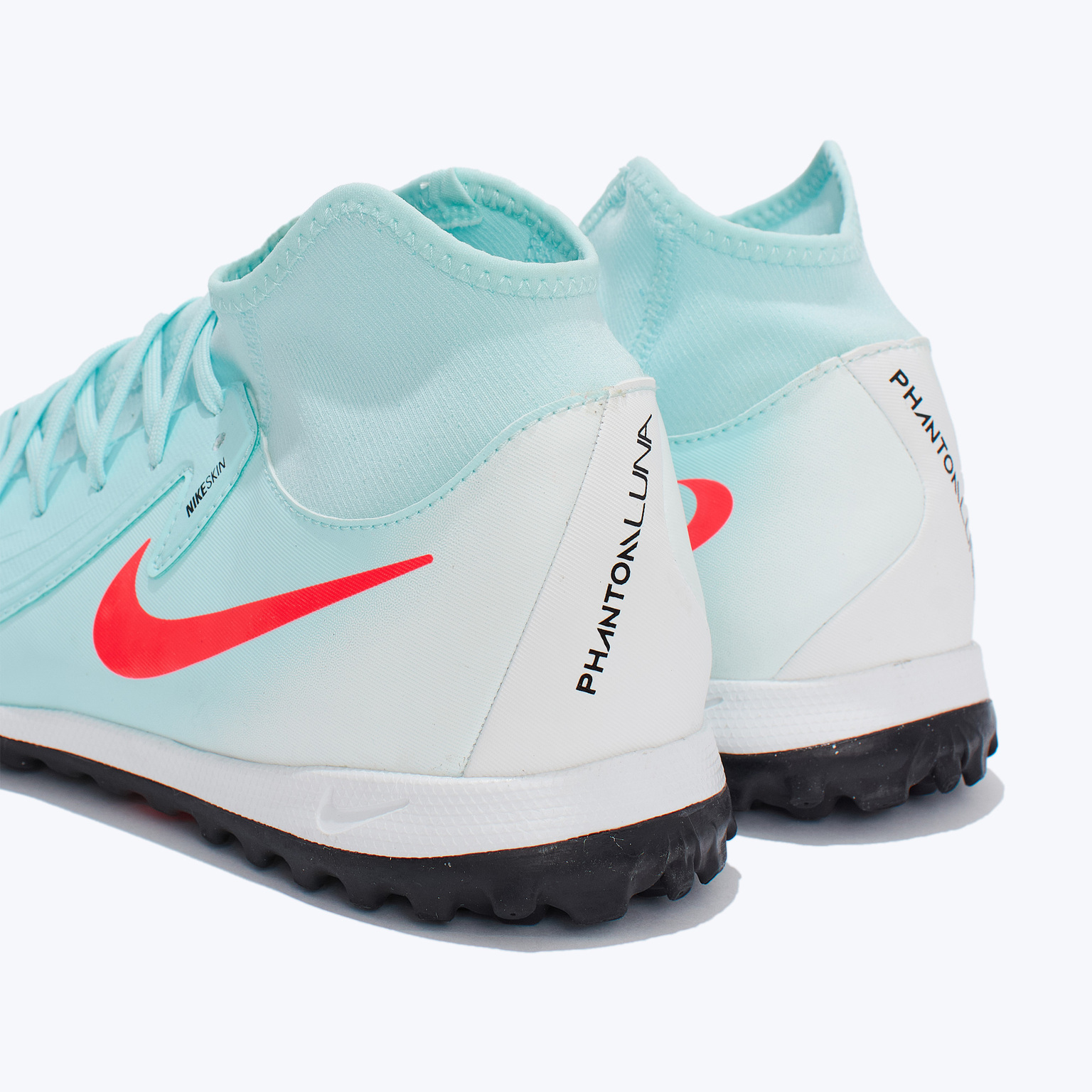 Шиповки Nike Phantom Luna II Academy TF FJ2566-300