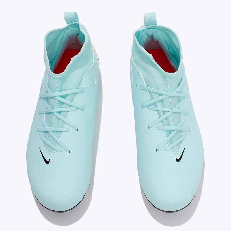 Бутсы детские Nike Phantom Luna II Academy FG/MG FJ2603-300