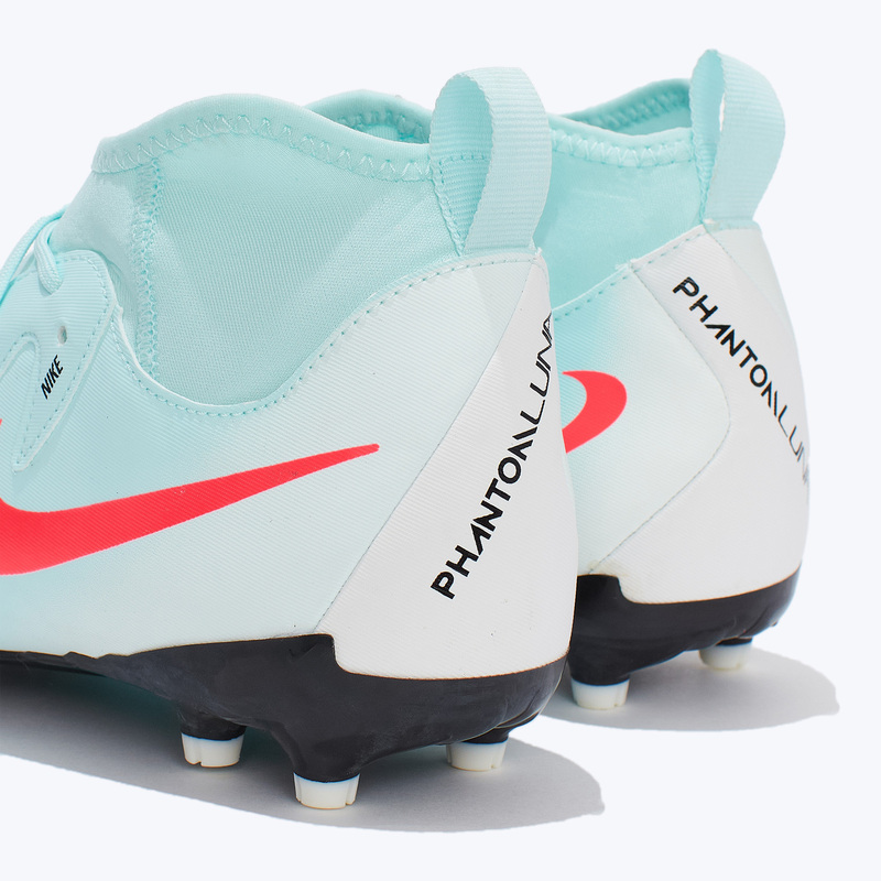Бутсы детские Nike Phantom Luna II Academy FG/MG FJ2603-300