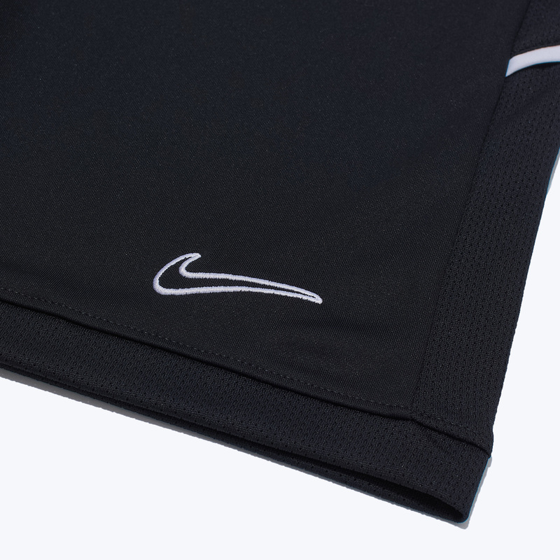 Шорты тренировочные подростковые Nike Academy FZ9784-010