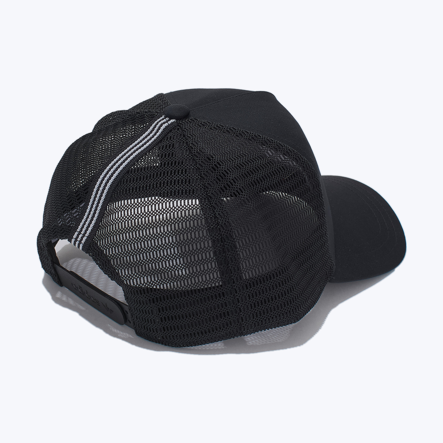 Бейсболка Adidas Curved Trucker JC6038