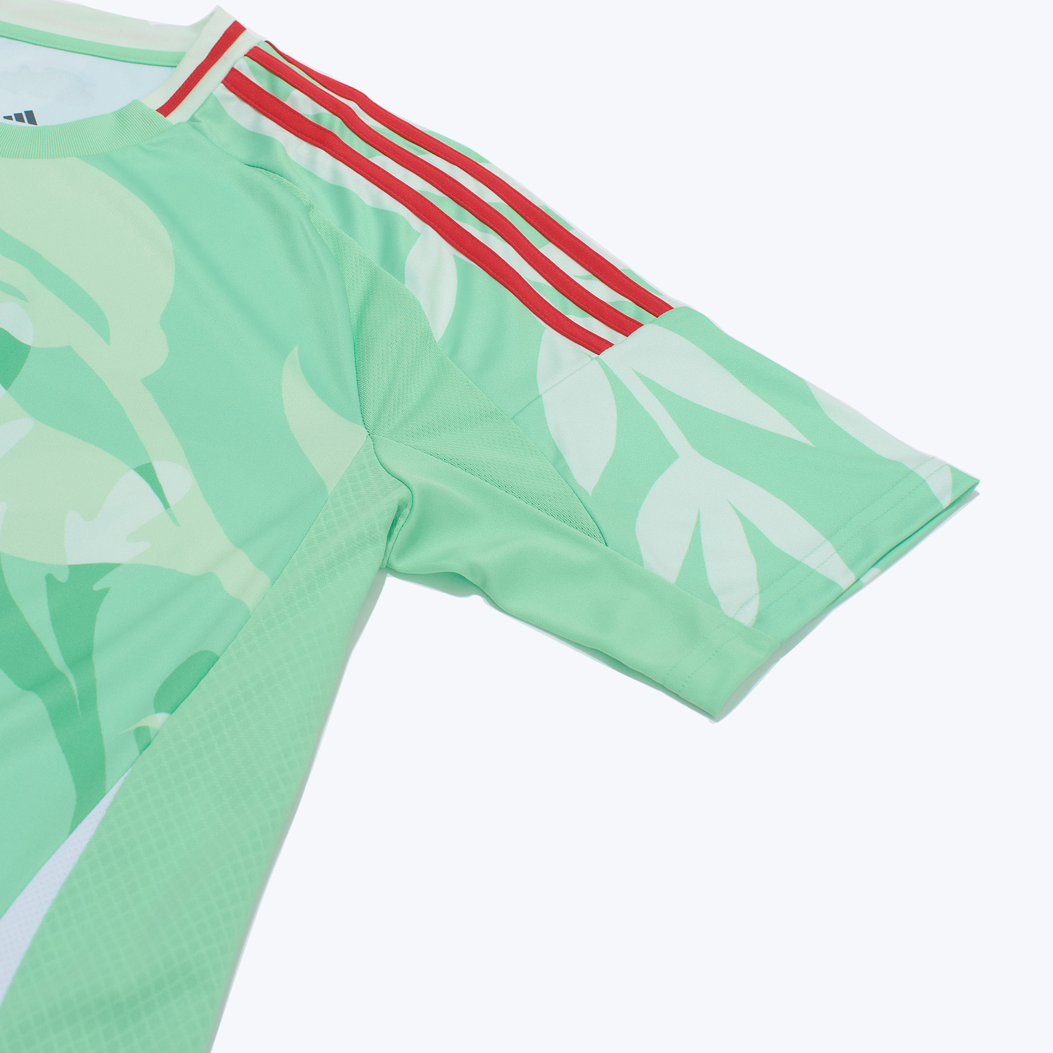 Футболка игровая выездная Adidas сборной Италии JF0604