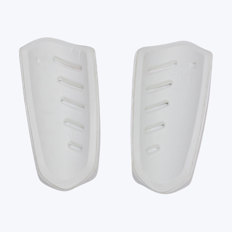 Щитки Puma Ultra Light Sleeve 03098901
