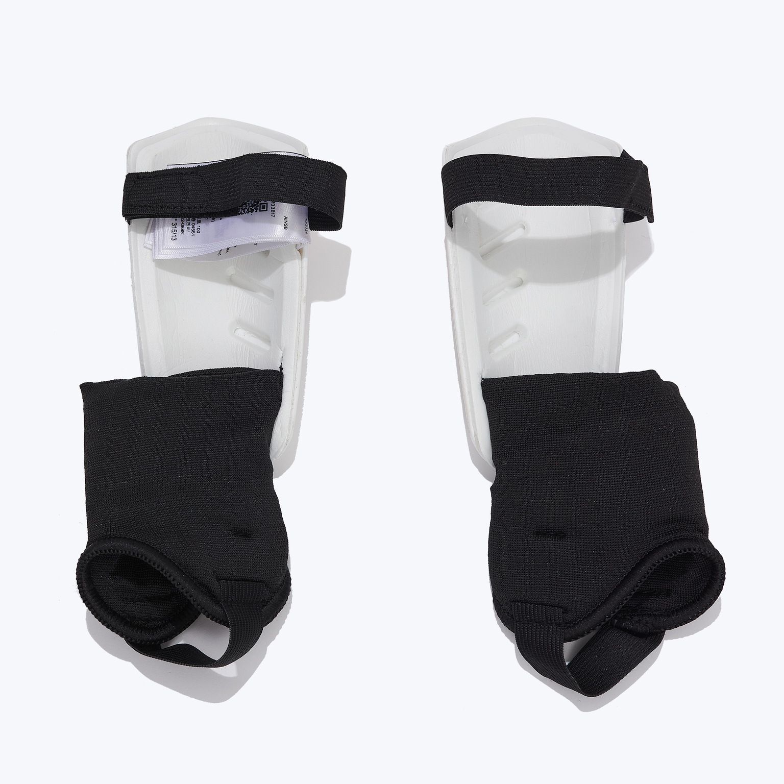 Щитки Puma Ultra Light Ankle 03099101