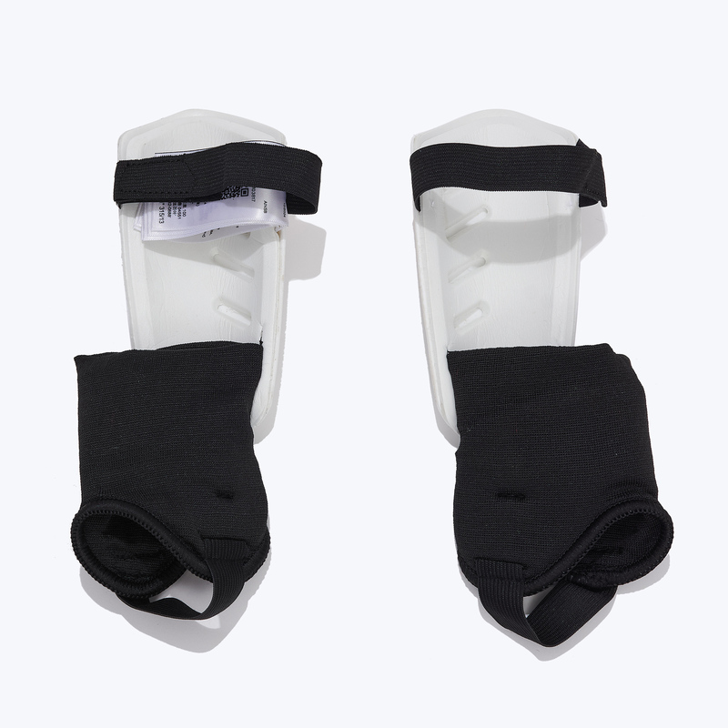 Щитки Puma Ultra Light Ankle 03099101