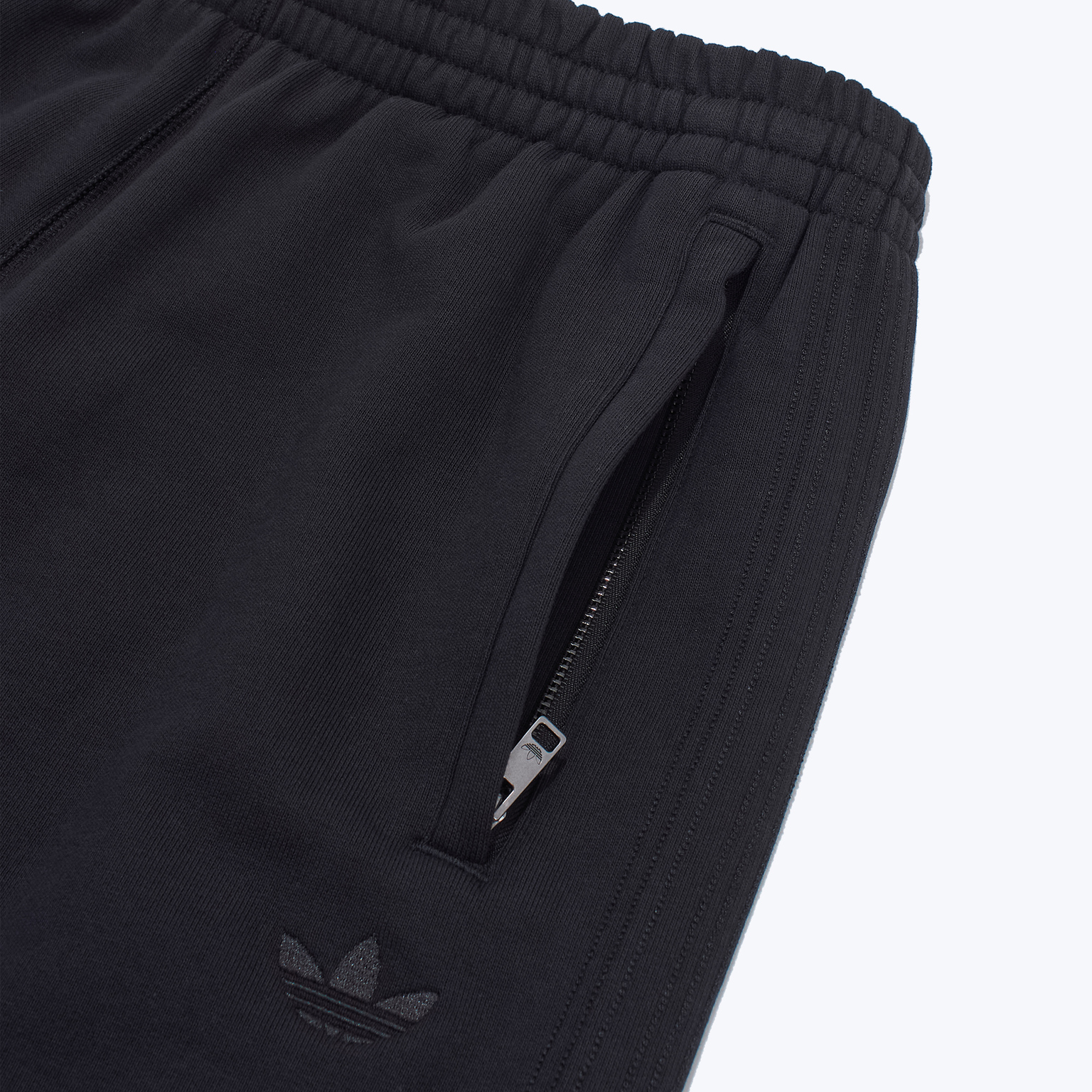 Шорты Adidas Ess JC9577