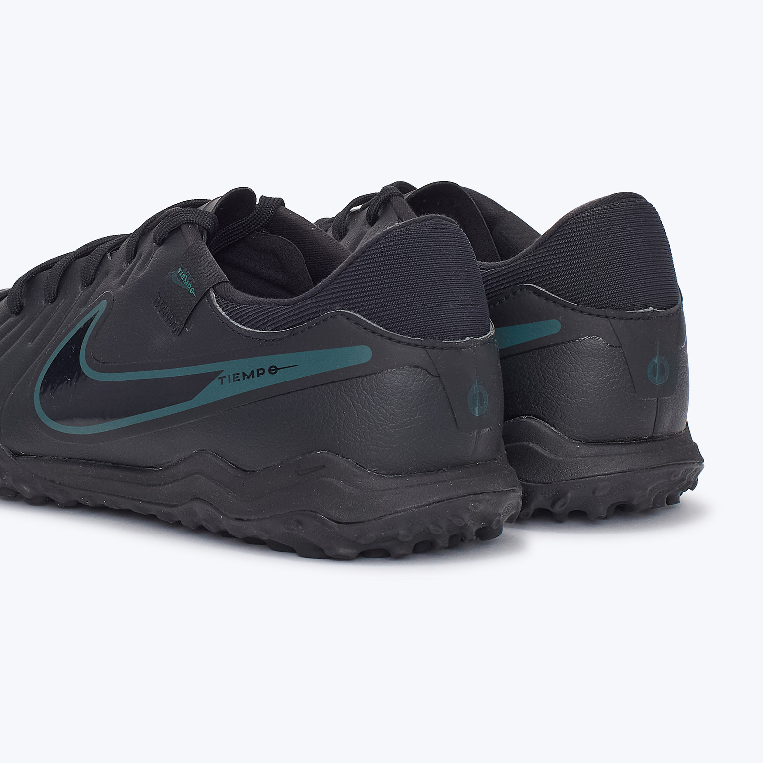 Шиповки Nike Tiempo Legend X Academy TF DV4342-002