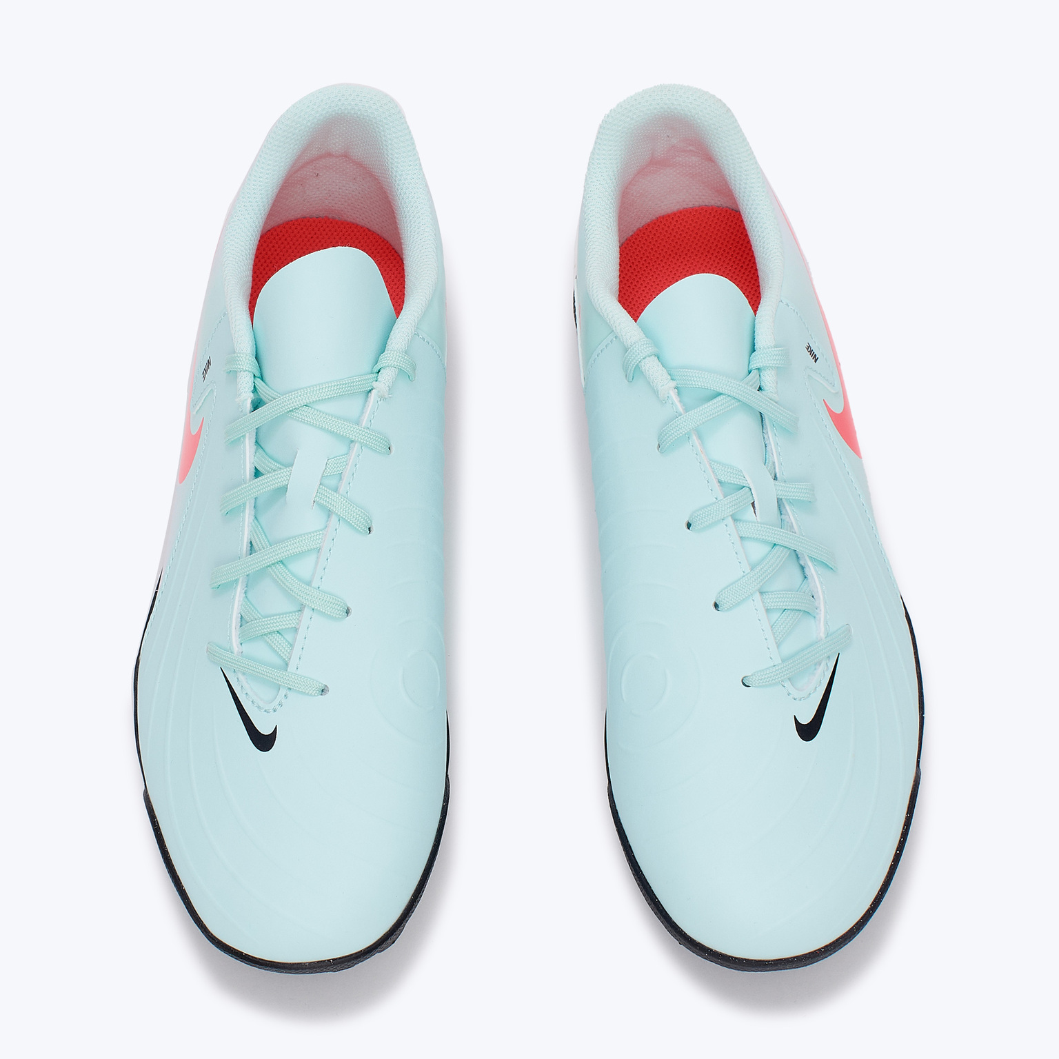 Шиповки Nike Phantom GX II Club TF FJ2587-300