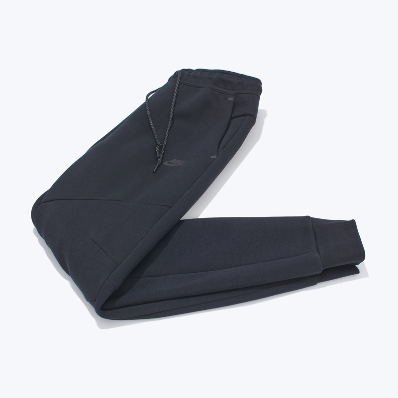Брюки Nike Tech Fleece Jogger HV0959-010