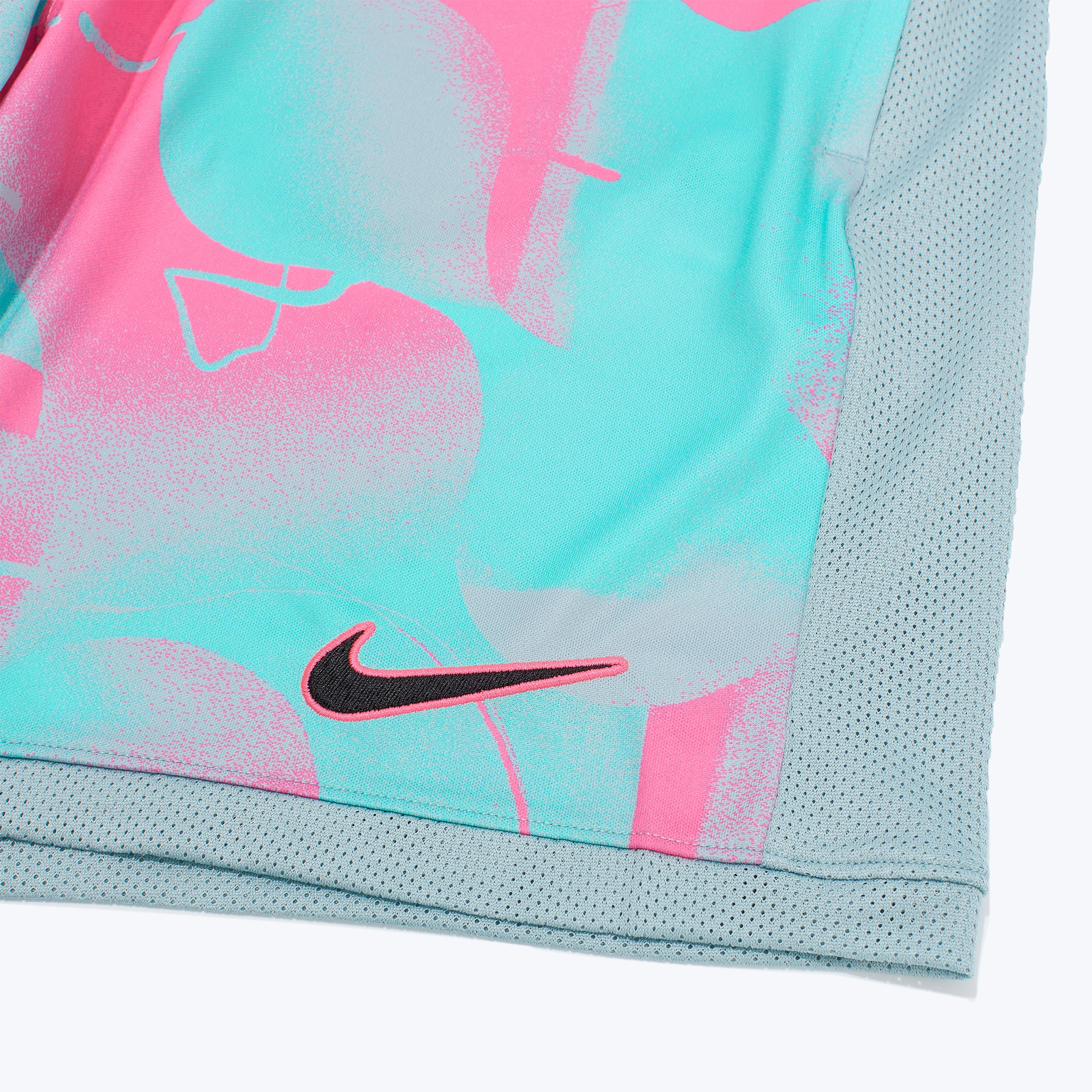 Шорты тренировочные Nike Academy+ HJ4241-646