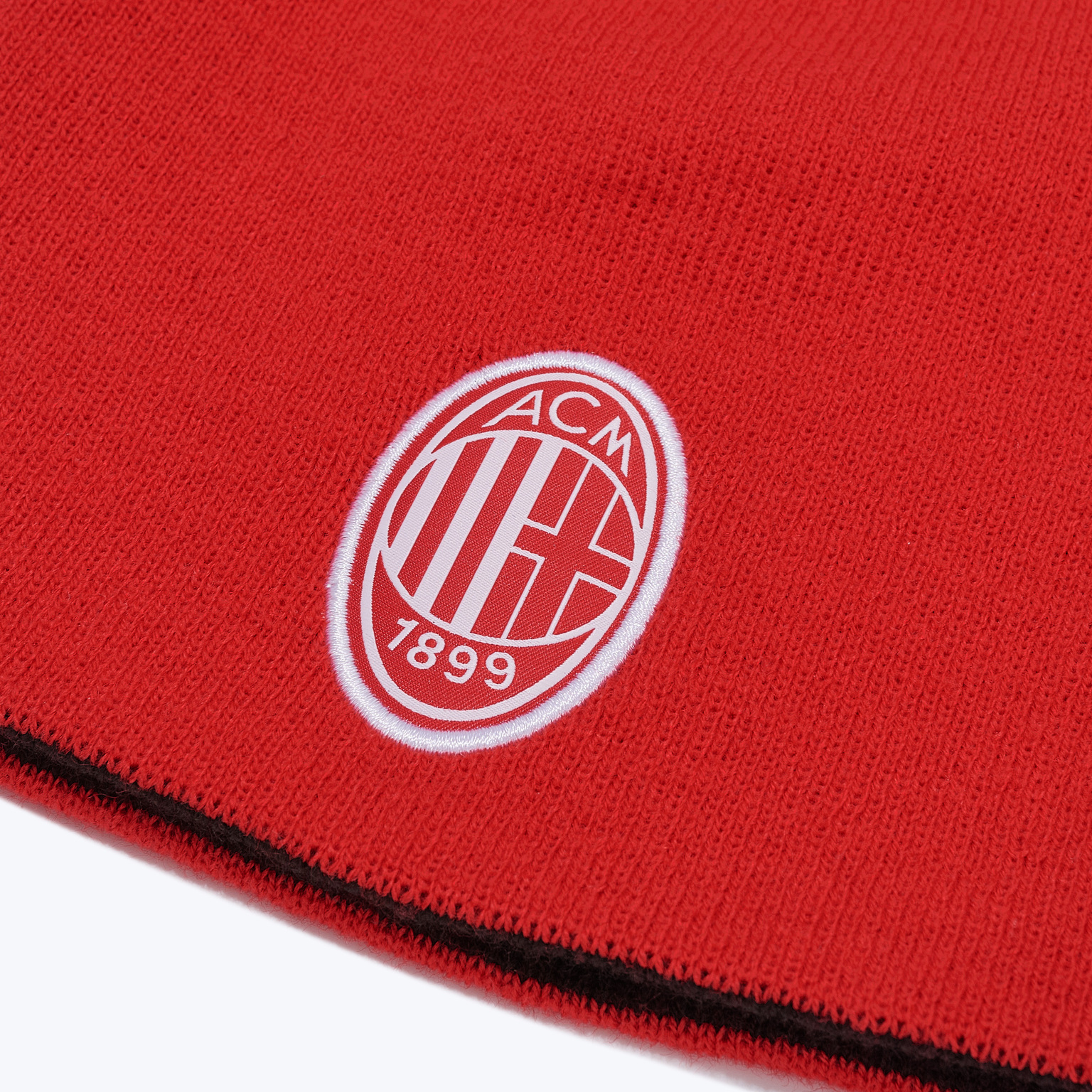 Шапка двусторонняя Puma Milan Beanie 02647702