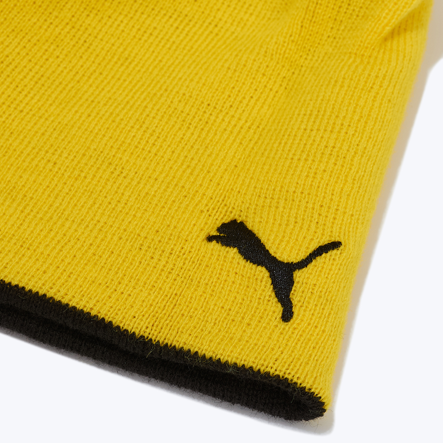 Шапка двусторонняя Puma Borussia Beanie 02647004