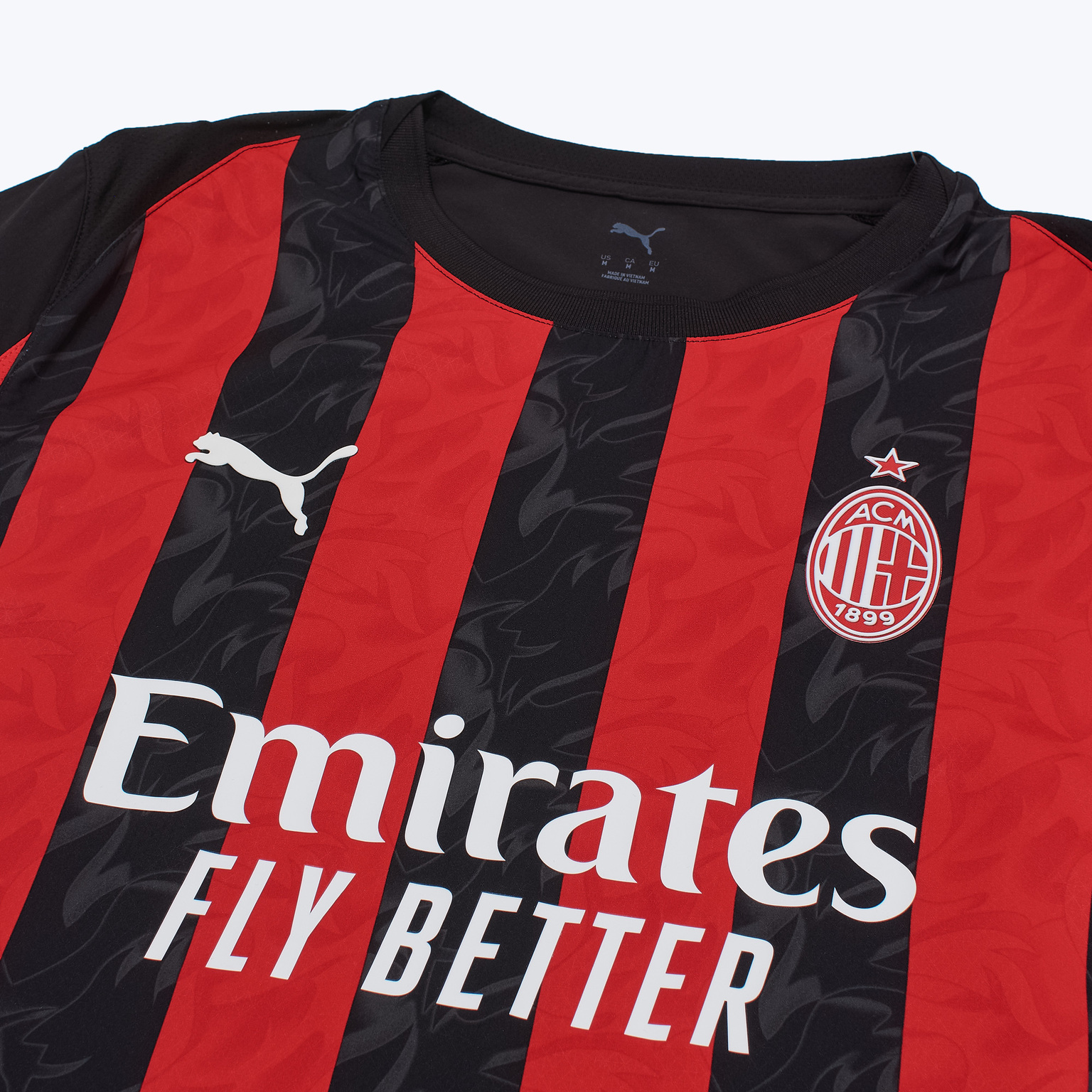 Оригинальная домашняя футболка Puma Milan сезон 2025/26