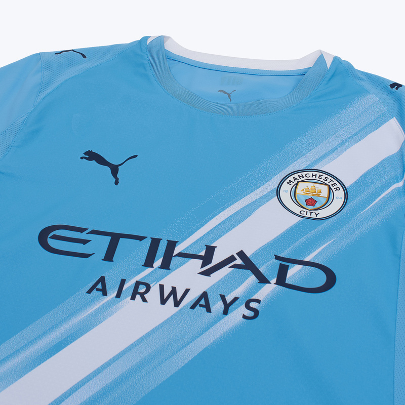 Оригинальная домашняя футболка Puma Manchester City сезон 2025/26