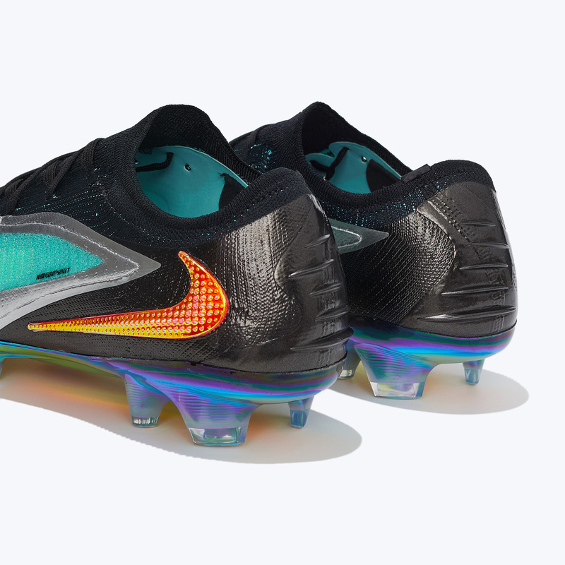 Бутсы Nike Phantom 6 Elite LE Low FG IH3737-001
