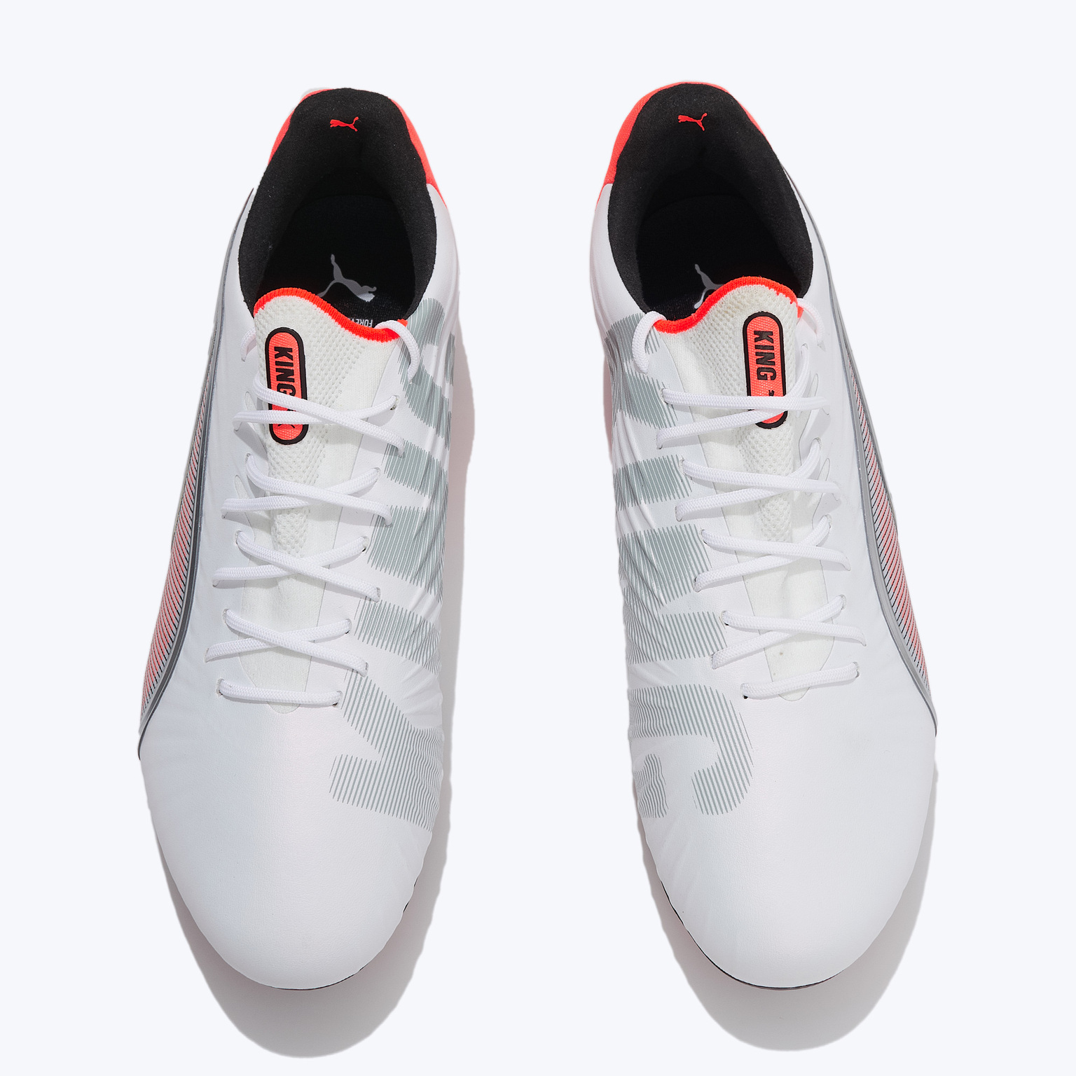Бутсы Puma King Ultimate FG/AG 10882101