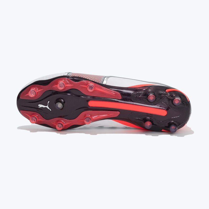 Бутсы Puma King Ultimate FG/AG 10882101