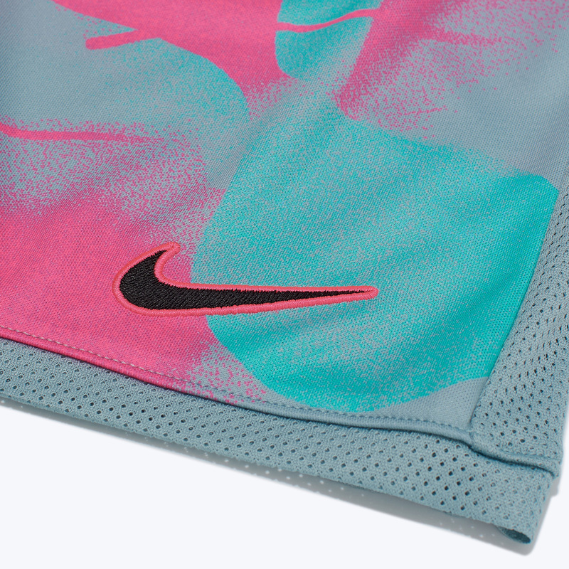 Шорты тренировочные подростковые Nike Academy+ HJ3827-646