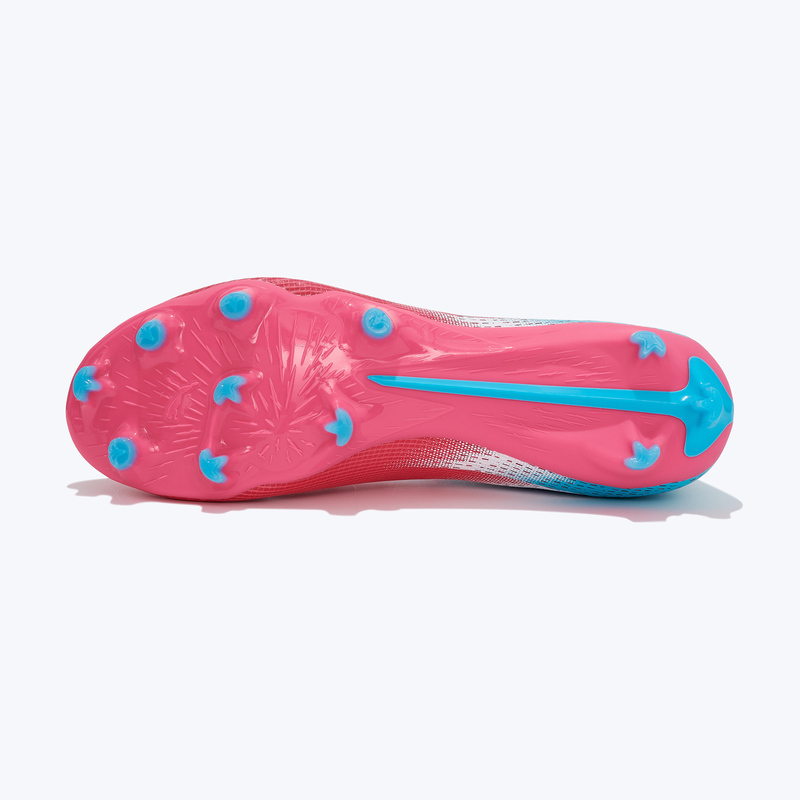 Бутсы Puma Ultra 6 Match Re-Charge FG/AG 10876501