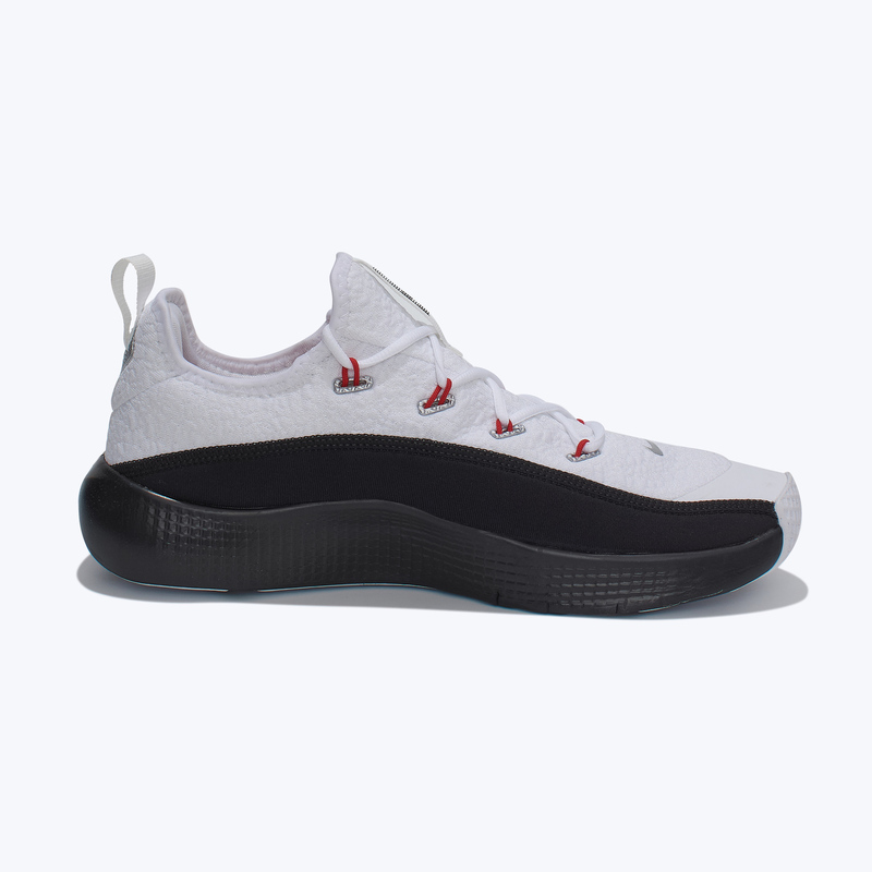 Кроссовки Nike Lebron TR 1 FJ6151-101