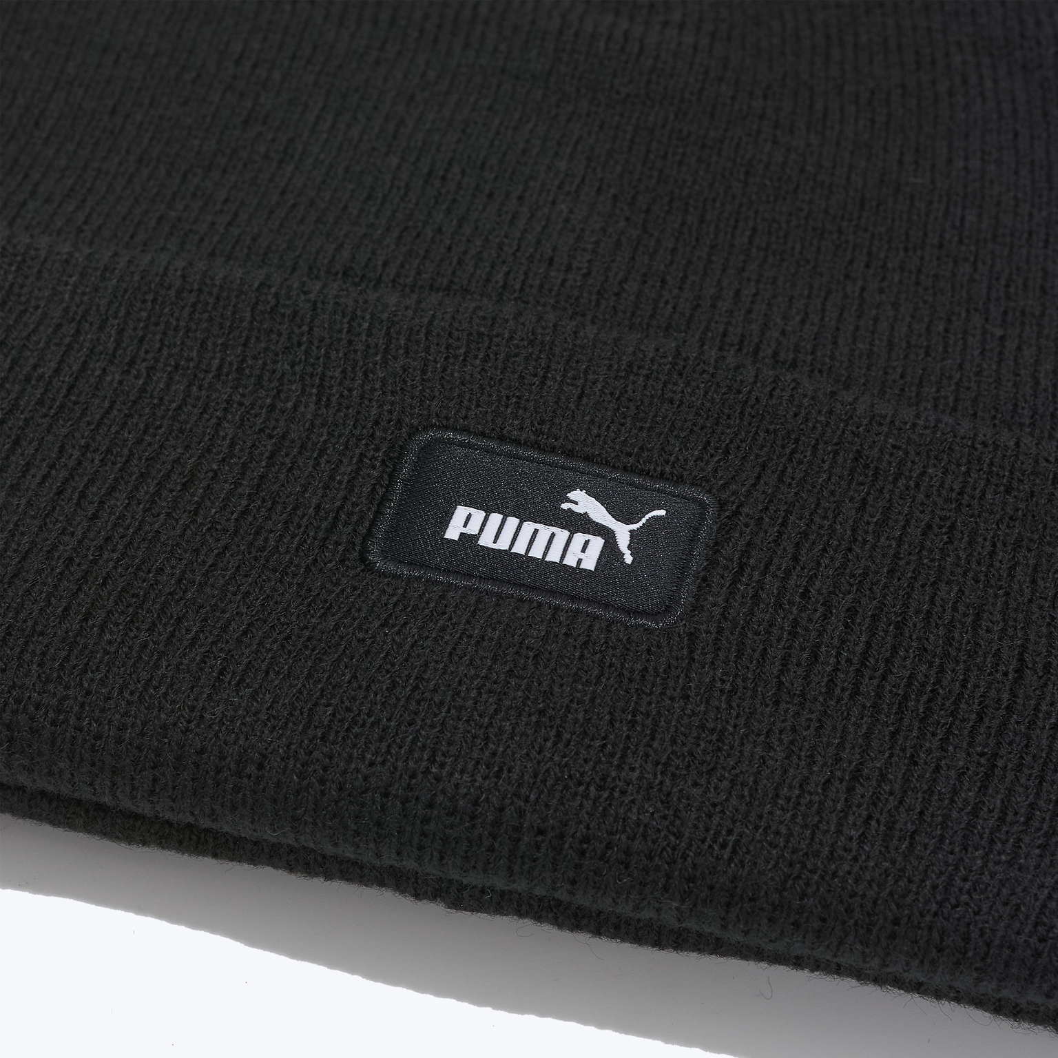 Шапка Puma Ess Mid Crown 02640004
