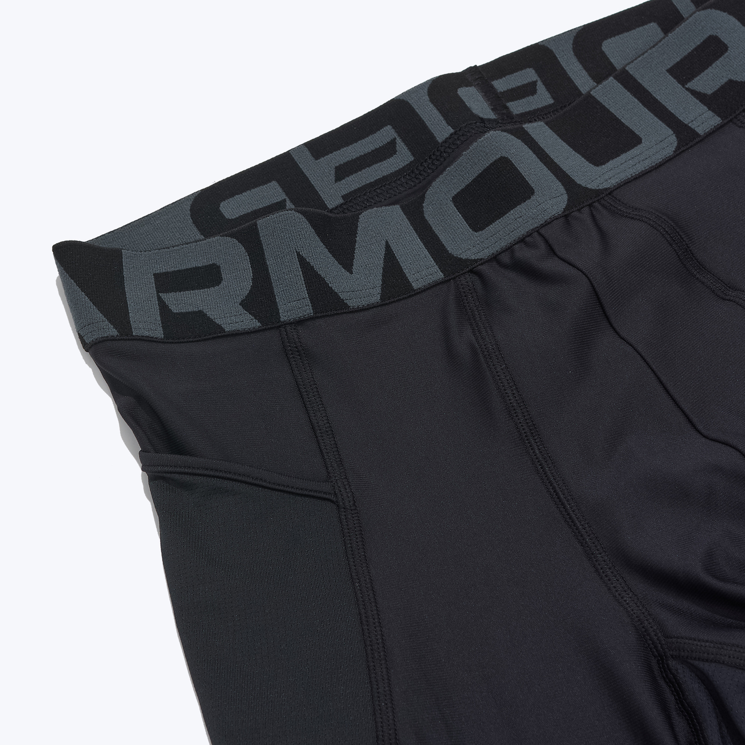 Белье лосины Under Armour Heatgear 1361586-001