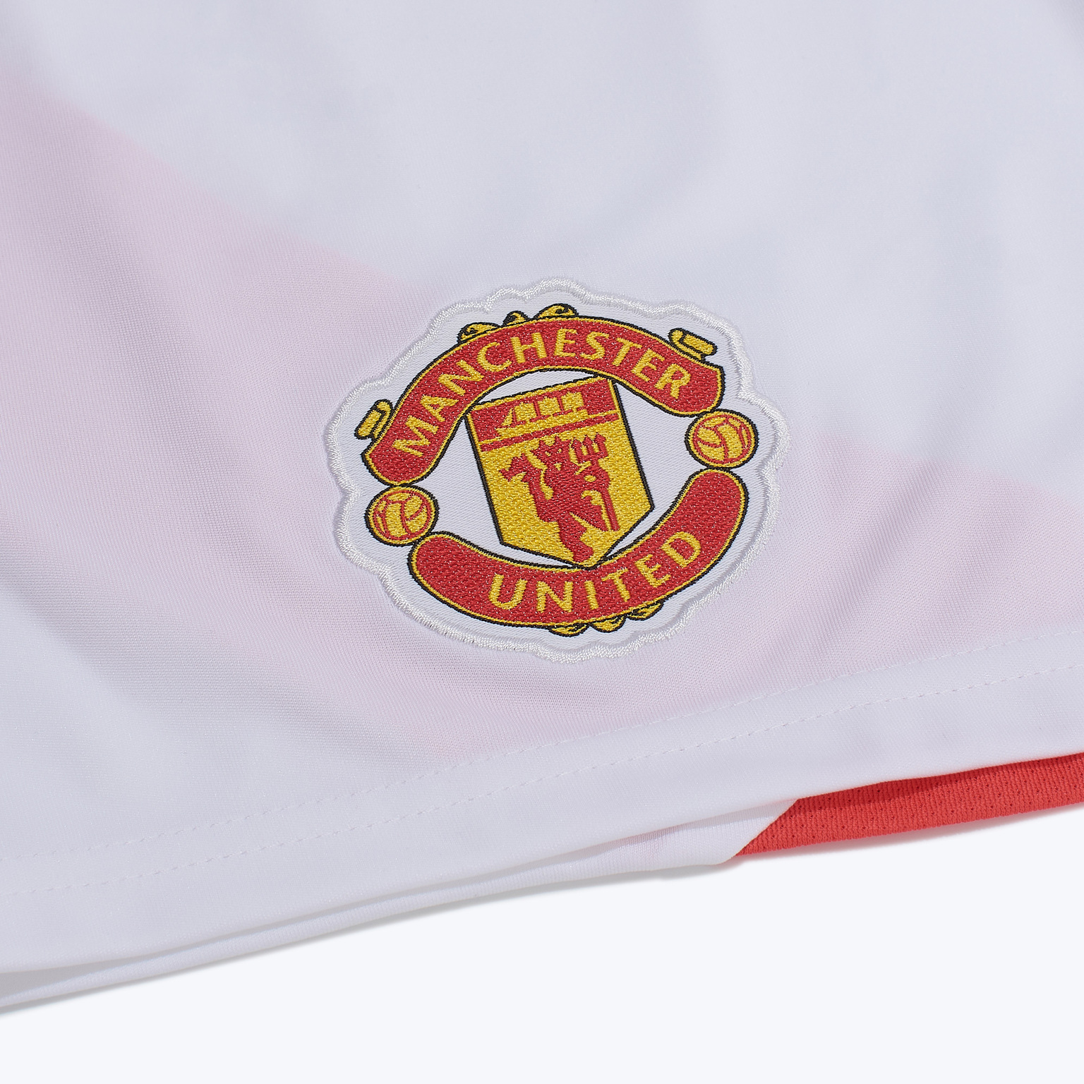 Шорты домашние подростковые Adidas Manchester United сезон 2024/25