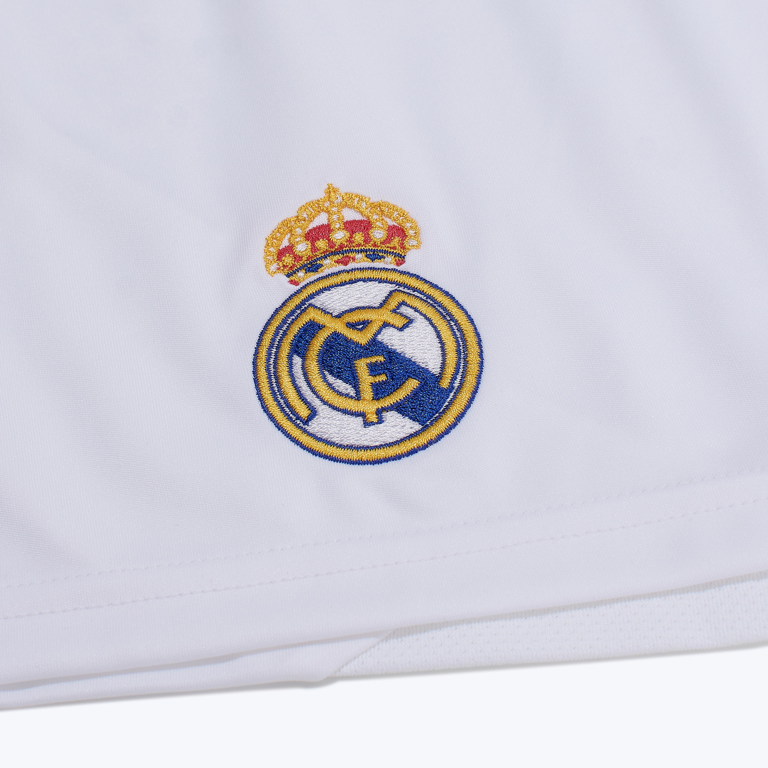 Шорты домашние подростковые Adidas Real Madrid сезон 2024/25