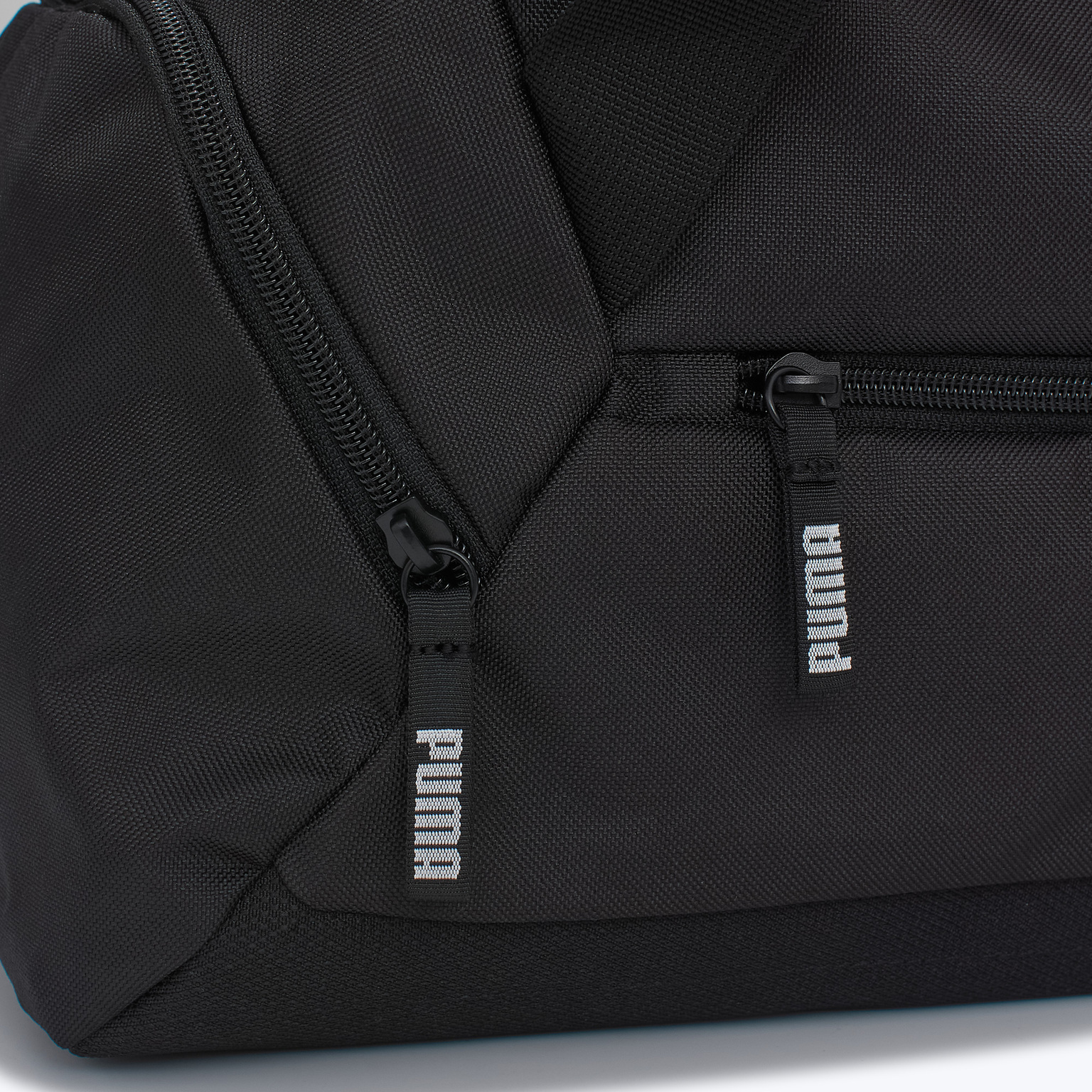 Сумка Puma Teamgoal Teambag Small 09023201