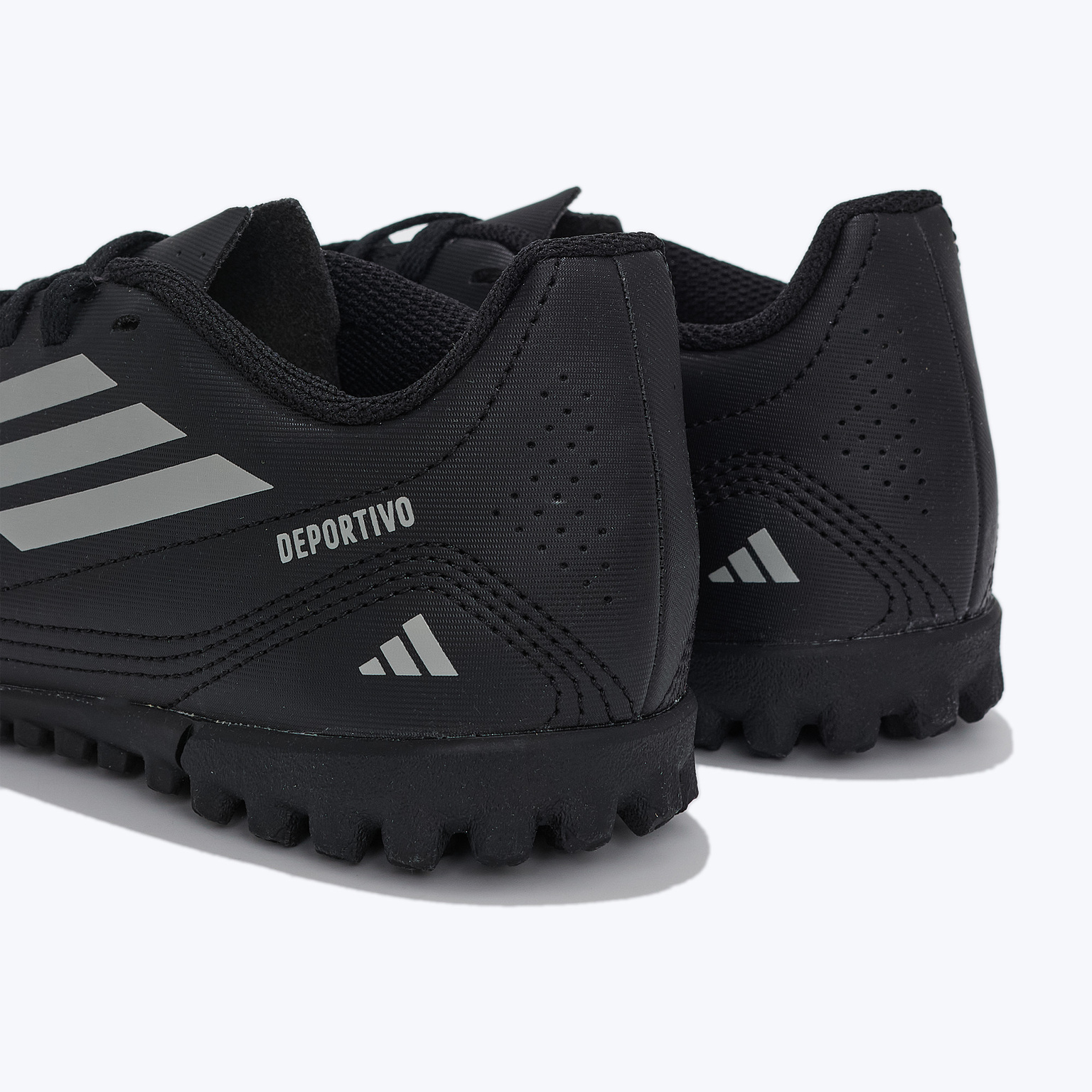 Шиповки детские Adidas Deportivo III TF JH9117 Шиповки детские Adidas Deportivo III TF JH9117