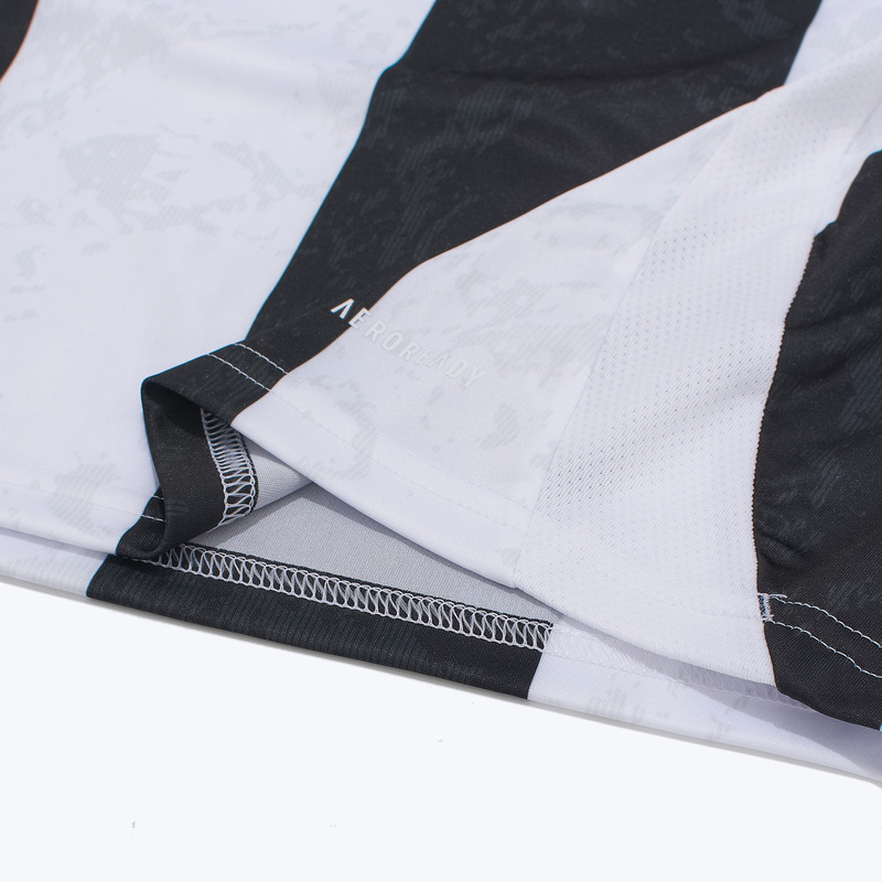 Футболка игровая домашняя Adidas Juventus сезон 2024/25