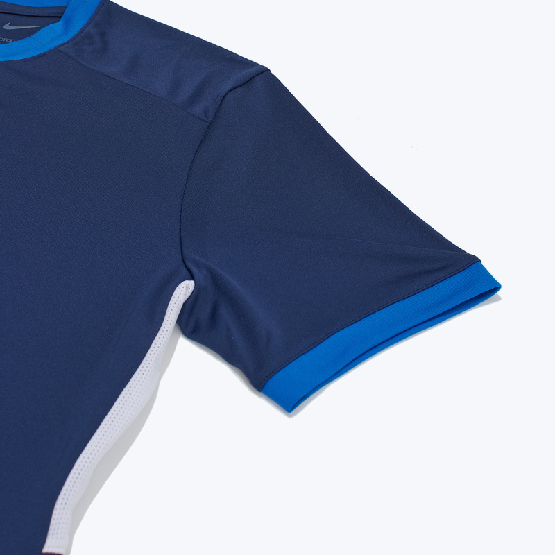 Футболка тренировочная Nike Academy FZ9754-410